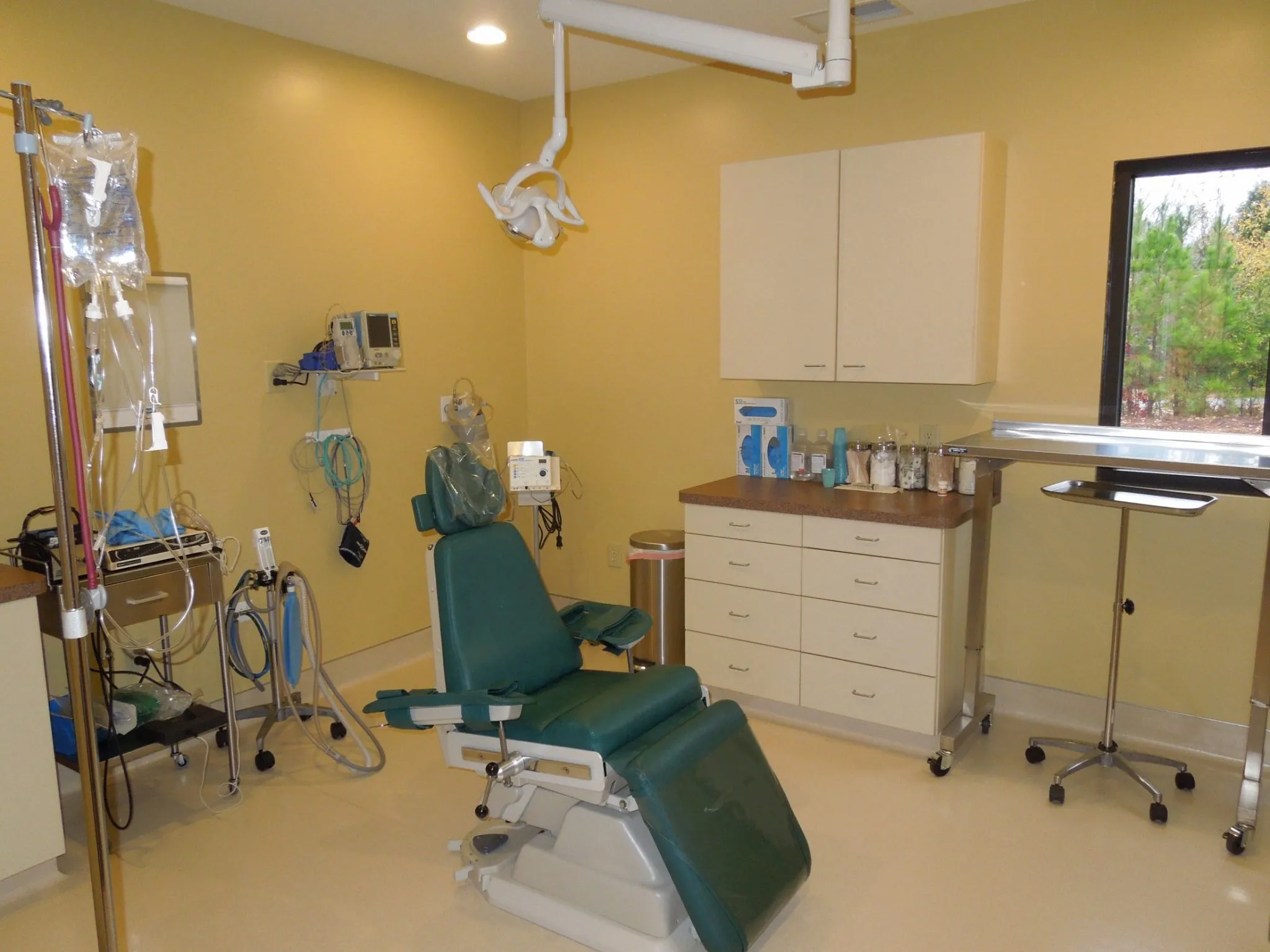 surgery suite at Lexington Facial & Oral Surgery